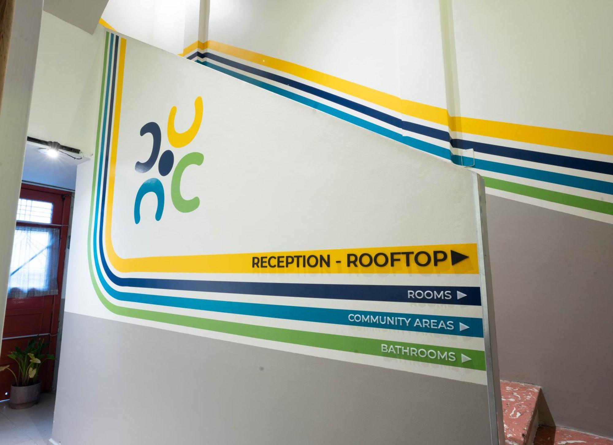 Community Hostel Кито Экстерьер фото