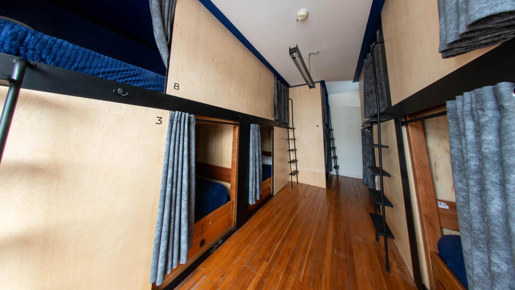 Community Hostel Кито Экстерьер фото