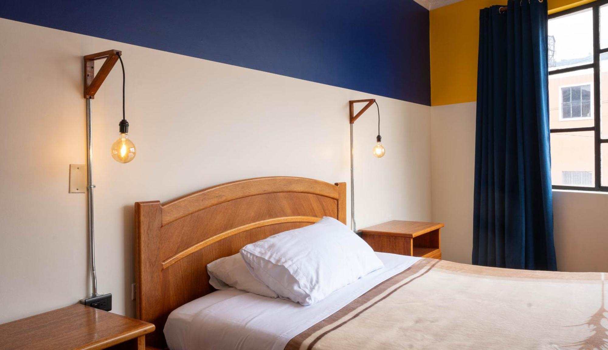 Community Hostel Кито Экстерьер фото